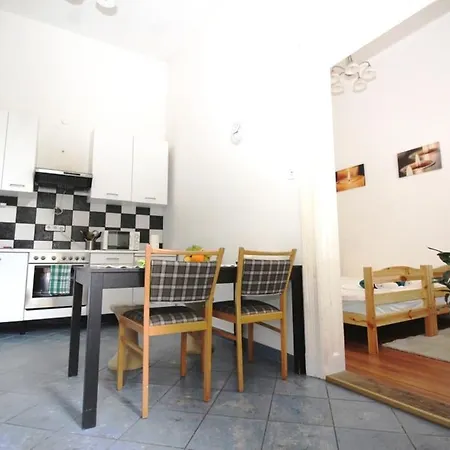 Apartment Nyugati *