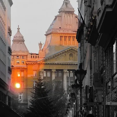 Nyugati *