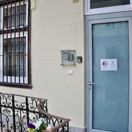 Standard By Hi5- Charming Apartamento
