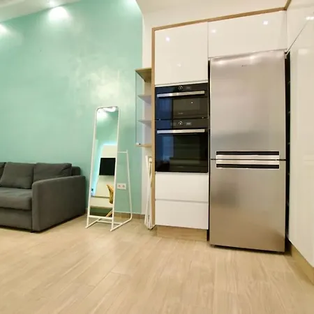 Apartment Standard By Hi5- Charming *
