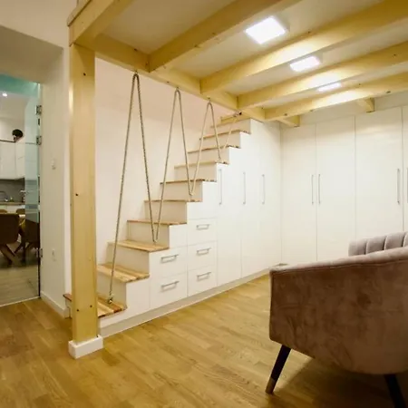 Apartment Standard By Hi5- Charming Budapest