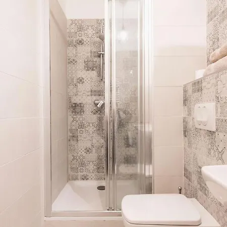Stylish And Cozy Studio In The Heart Of The City דירה