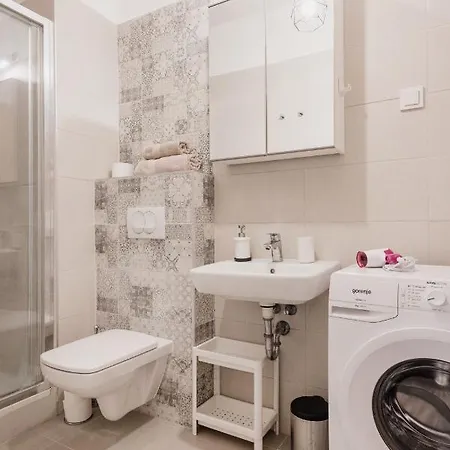 דירה Stylish And Cozy Studio In The Heart Of The City *
