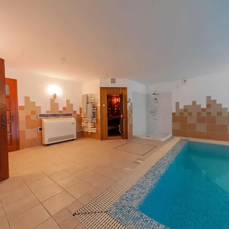 Relax House *