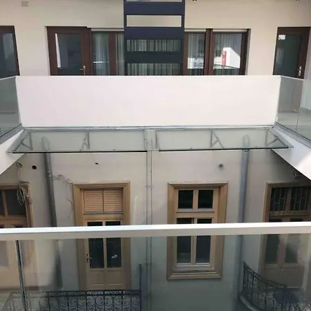 Apartament Luxury Cozy 2 Bdr Downtown Apt.5 *