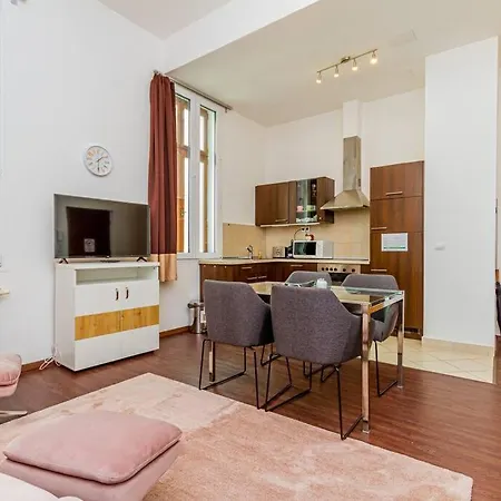 Apartment Gozsdu Charming By Newave Budapest