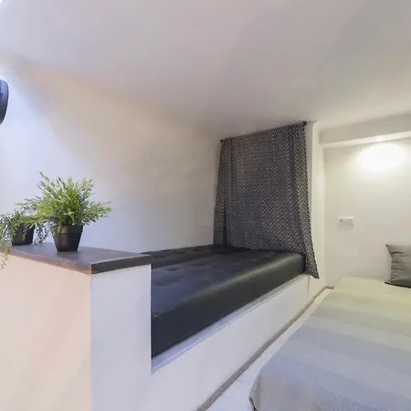Apartment Mehdi 2 *