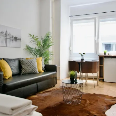 Standard By Hi5 - Petofi 12 Appartamento Budapest