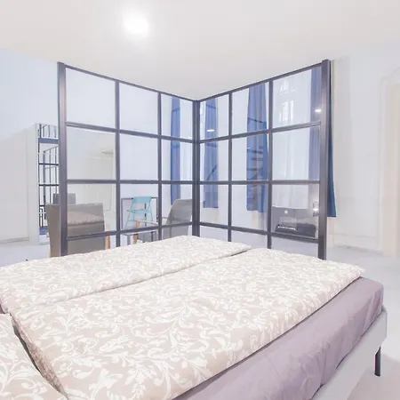 Industrial Double Loft Apartman Budapest