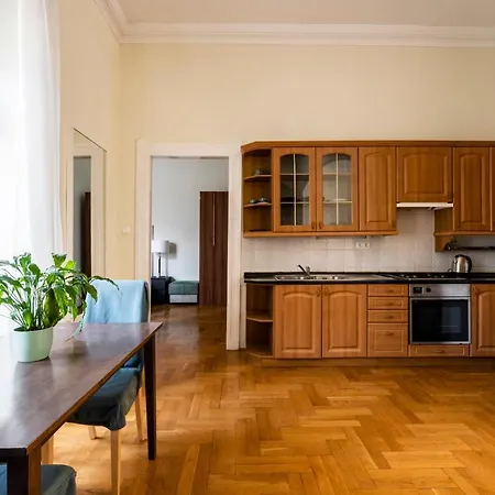 Baross City - 3* Budapest