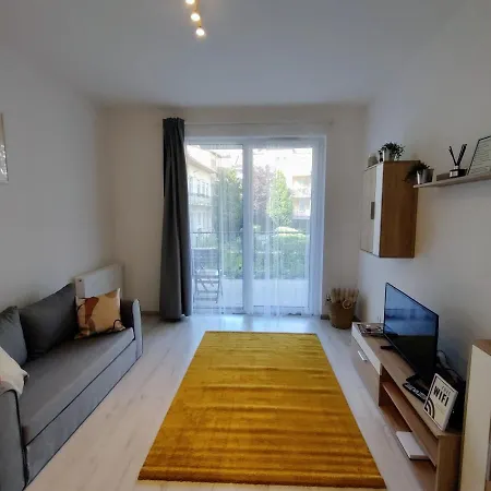 Garden Getaway #freeparking Apartment *