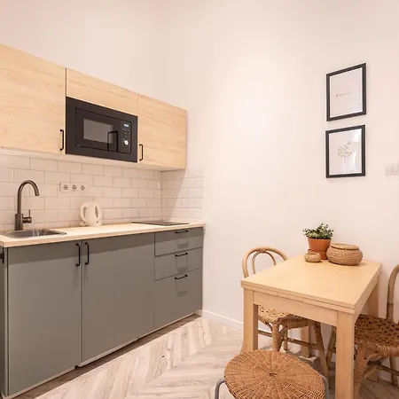 A20- Bp Modern Boutique