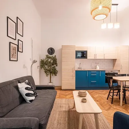 A20- Bp Modern Boutique