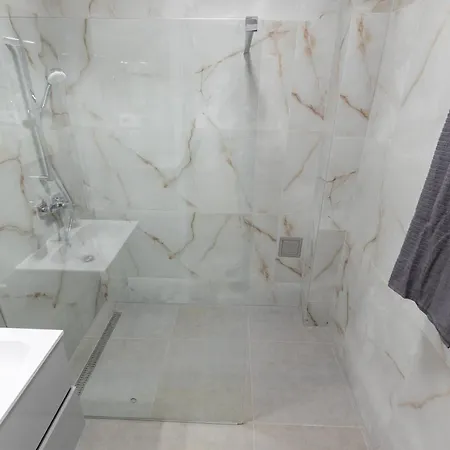 Gems Of - Emerald Apartamento Budapest