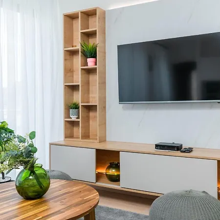 Elisabeth Downtown By Urbanrent