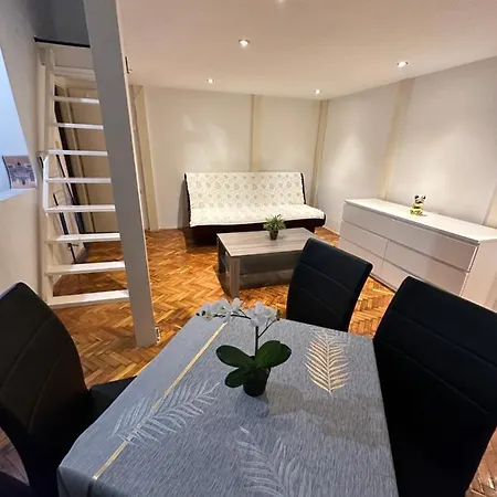 Apartment Citypark Cosy -free Parking On Weekends Budapest