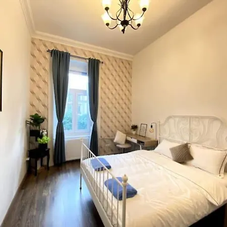 西火车站舒适3间客房 Apartment *