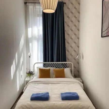 西火车站舒适3间客房 Apartment *