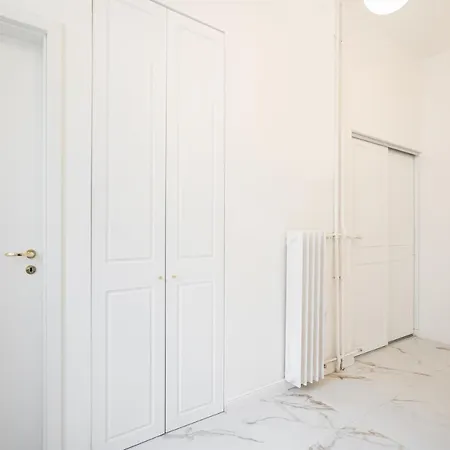 E13 - Grand Boulevard Heritage - Location By Bqa Boedapest