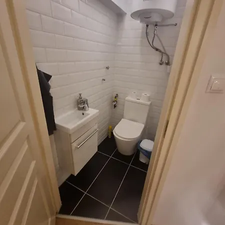 Apartment Pipa Utca 6 *