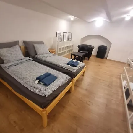 Pipa Utca 6 Apartment *