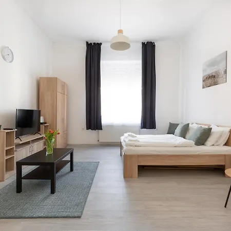 Merax Apartment *