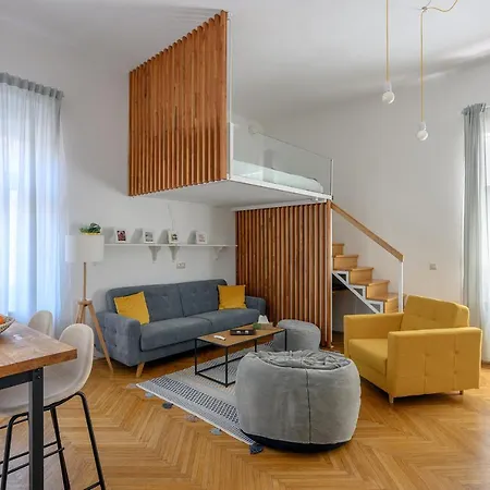 Aktrecords Apartment *