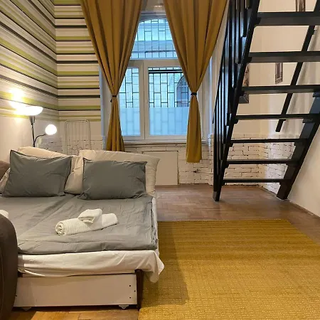 Apartment Hegedu 5 , Stylish