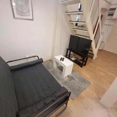 Pipa Utca 6 Apartment *