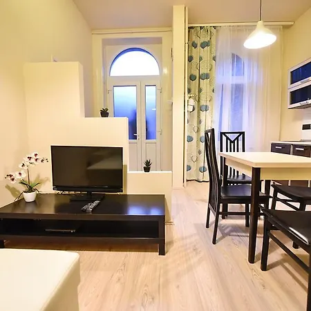 Somogyi Apartment