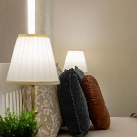 Apartment Luxurious In Liszt Ferenc Square Budapest