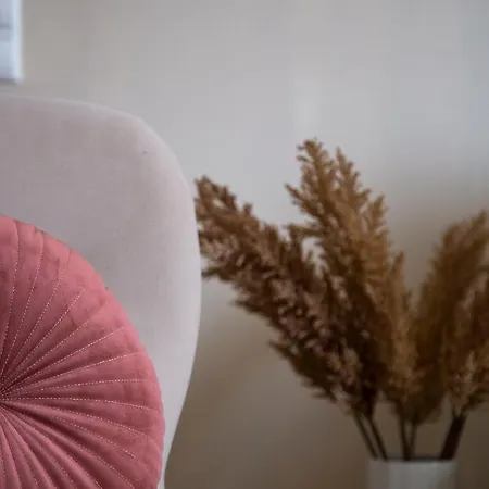 Luxurious In Liszt Ferenc Square Apartment