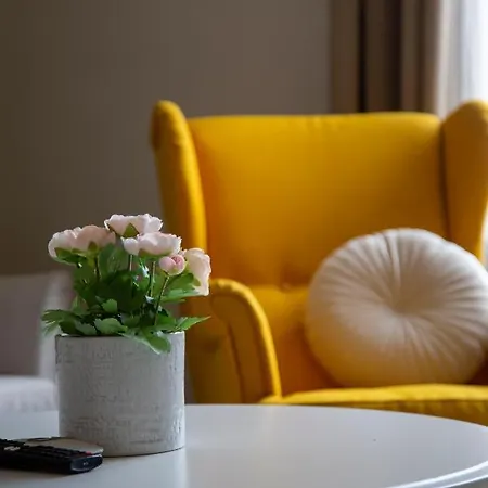 Luxurious In Liszt Ferenc Square Apartment