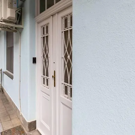 Urbannest - Super Cozy By Nw Apartment *