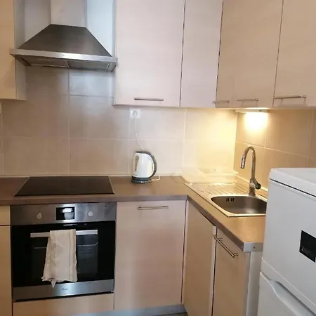 Apartment Aqcomel *