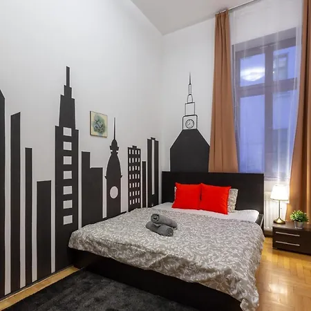 Dowtown In The Gozsdu Garden Apartment