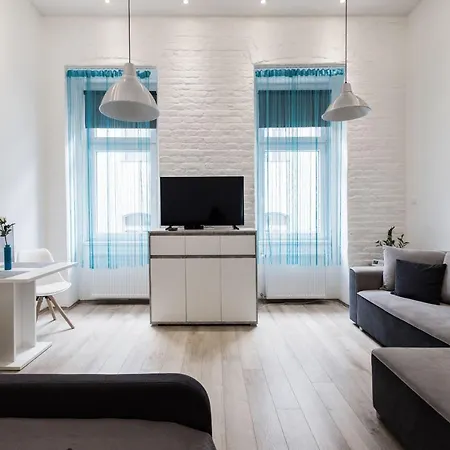Elegant In Apartamento