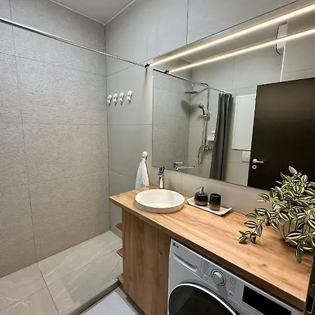 Apartamento Cityscape ~ Ac/indoor Parking/balcony Budapest