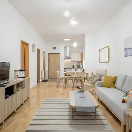 Downtown Charm In Διαμέρισμα Βουδαπέστη