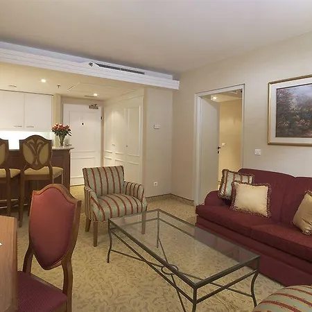 Millennium Court, - Marriott Executive Hotel 4*