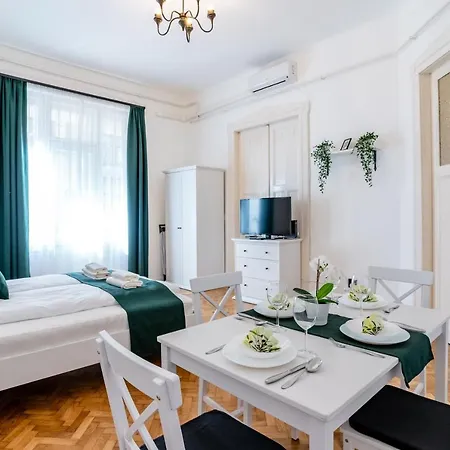 Apartment Budafoki *