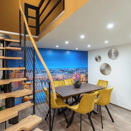 Kazinczy 10 With 3 Bedrooms