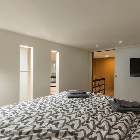 Appartement Kazinczy 10 With 3 Bedrooms Boedapest