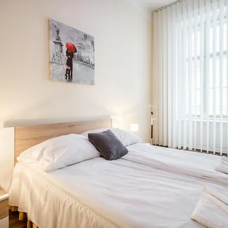 Apartment Pyvo Street With Balcony By Nw Budapest