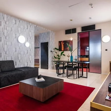 Stories Boutique 4*