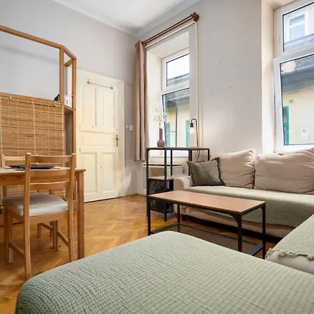 Apartment With Free Parking Budapest