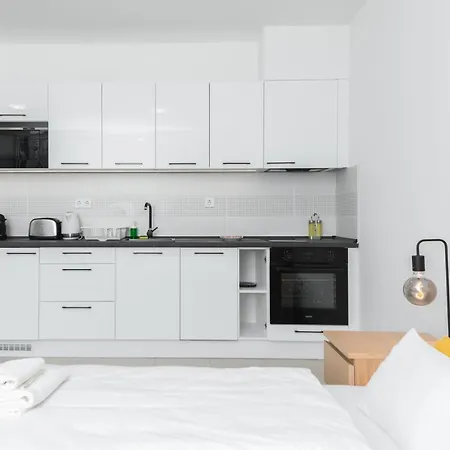 Apartment Westside By Urbanrent *