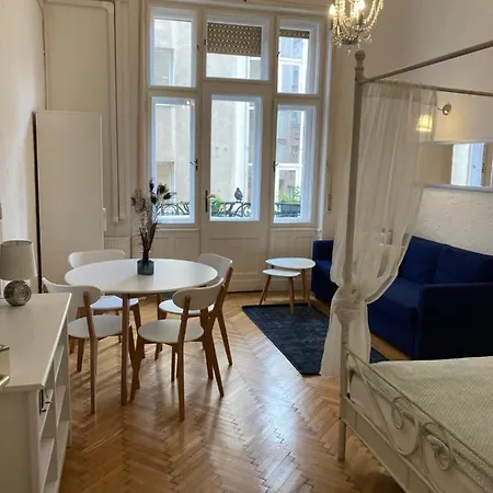 Apartment Downtown W18 Budapest