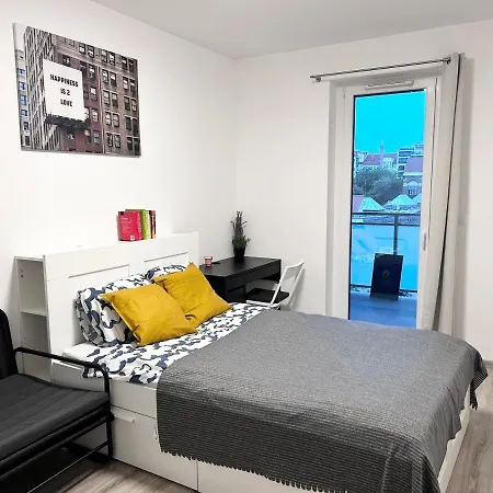 New 2022 Family&friends Downtown Ac 3br 2ba Free Parking Big Balcony Near Metro&train Station Self Check-in *
