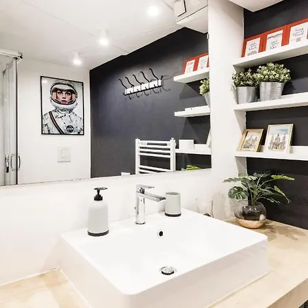 Twin Apartment